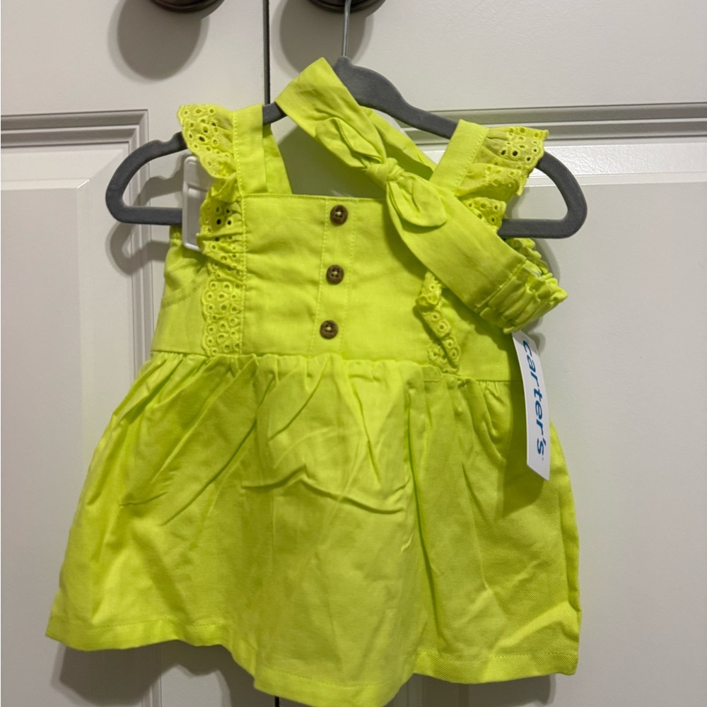 NEW! Carter’s 3 Piece Girls Set - Size: 9 Months